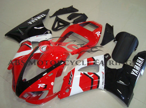 Yamaha YZF-R1 (1998-1999) Red, Black & White Fairings