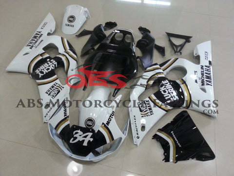 Yamaha YZF-R6 (1998-2002) White, Black & Gold Lucky Strike Fairings