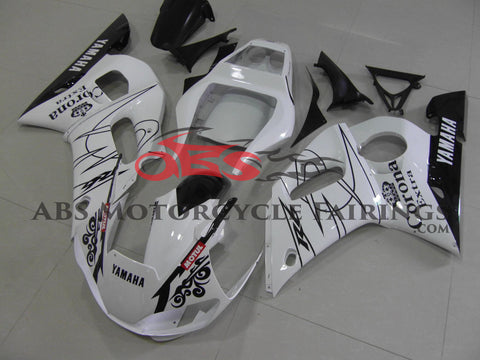 Yamaha YZF-R6 Fairings (1998-2002) White, Black Corona at KingsMotorcycleFairings.com