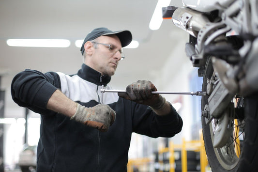 Visit KingsMotorcycleFairings.com for the largest selection of quality Motorcycle Fairing Kits, Helmets, Boots, Goggles, Backpacks & Accessories!