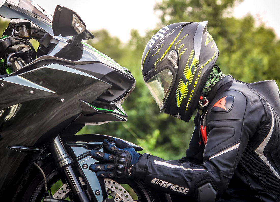 Visit KingsMotorcycleFairings.com for the largest selection of quality Motorcycle Fairing Kits, Helmets, Boots, Goggles, Backpacks & Accessories!