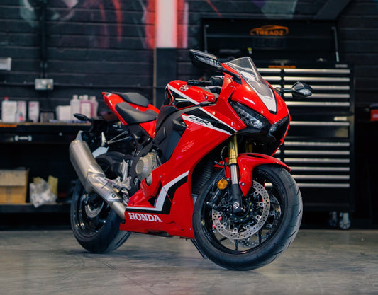 How Often Should I Change My Motorcycle Oil? By KingsMotorcycleFairings.com