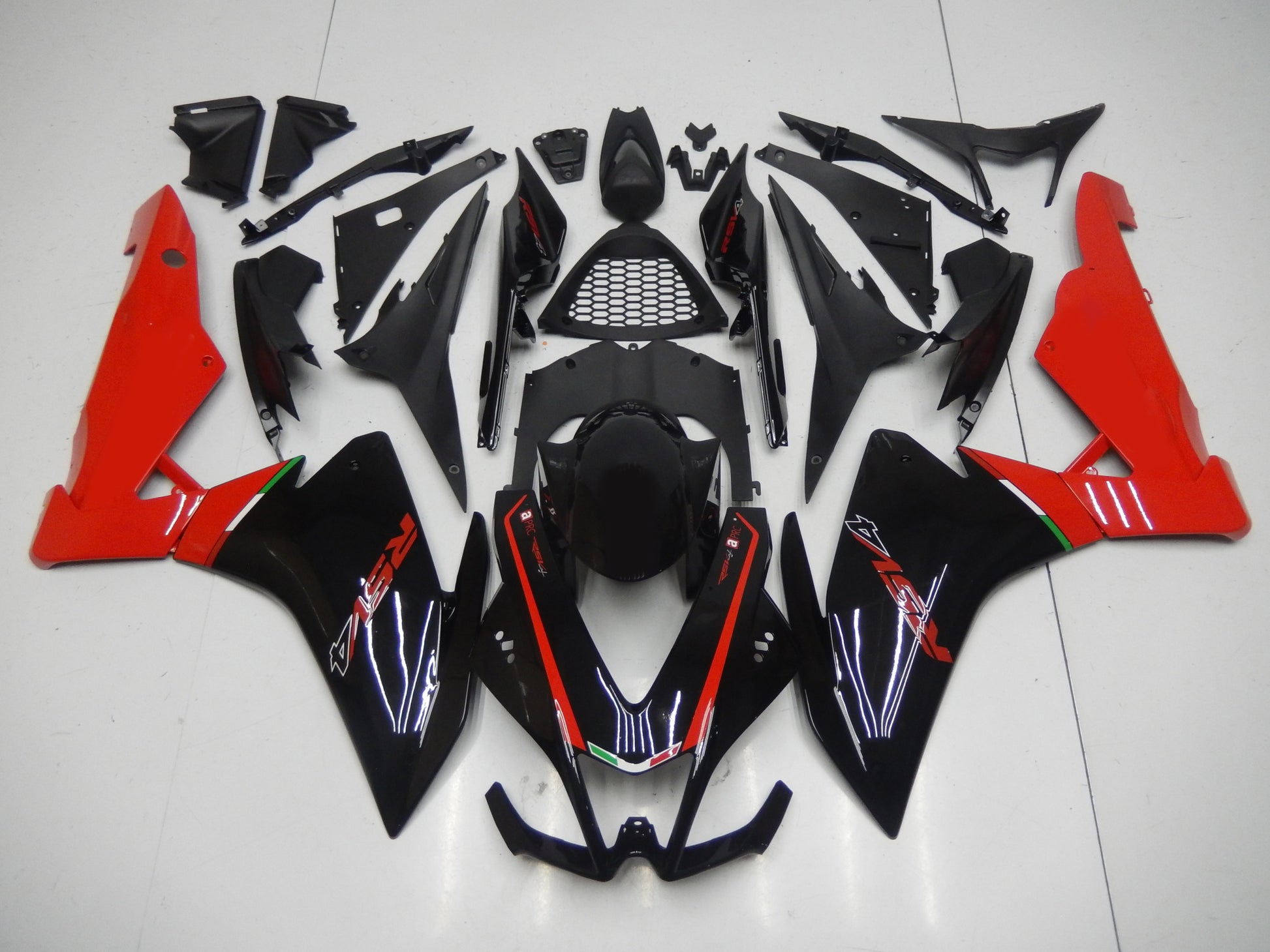 Aprilia RSV41000 Fairings (2009-2015) Black, Red Stripe at KingsMotorcycleFairings.com