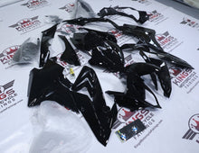 BMW S1000RR Fairings (2017-2018) Black Gloss from KingsMotorcycleFairings.com
