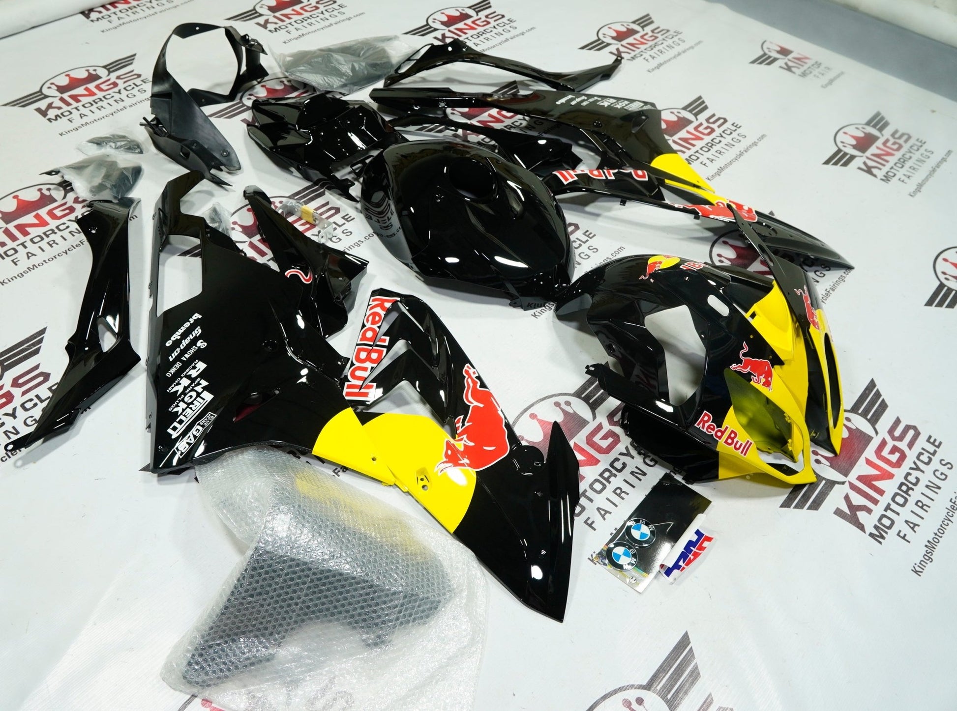 BMW S1000RR Fairings (2017-2018) Black RedBull at KingsMotorcycleFairings.com