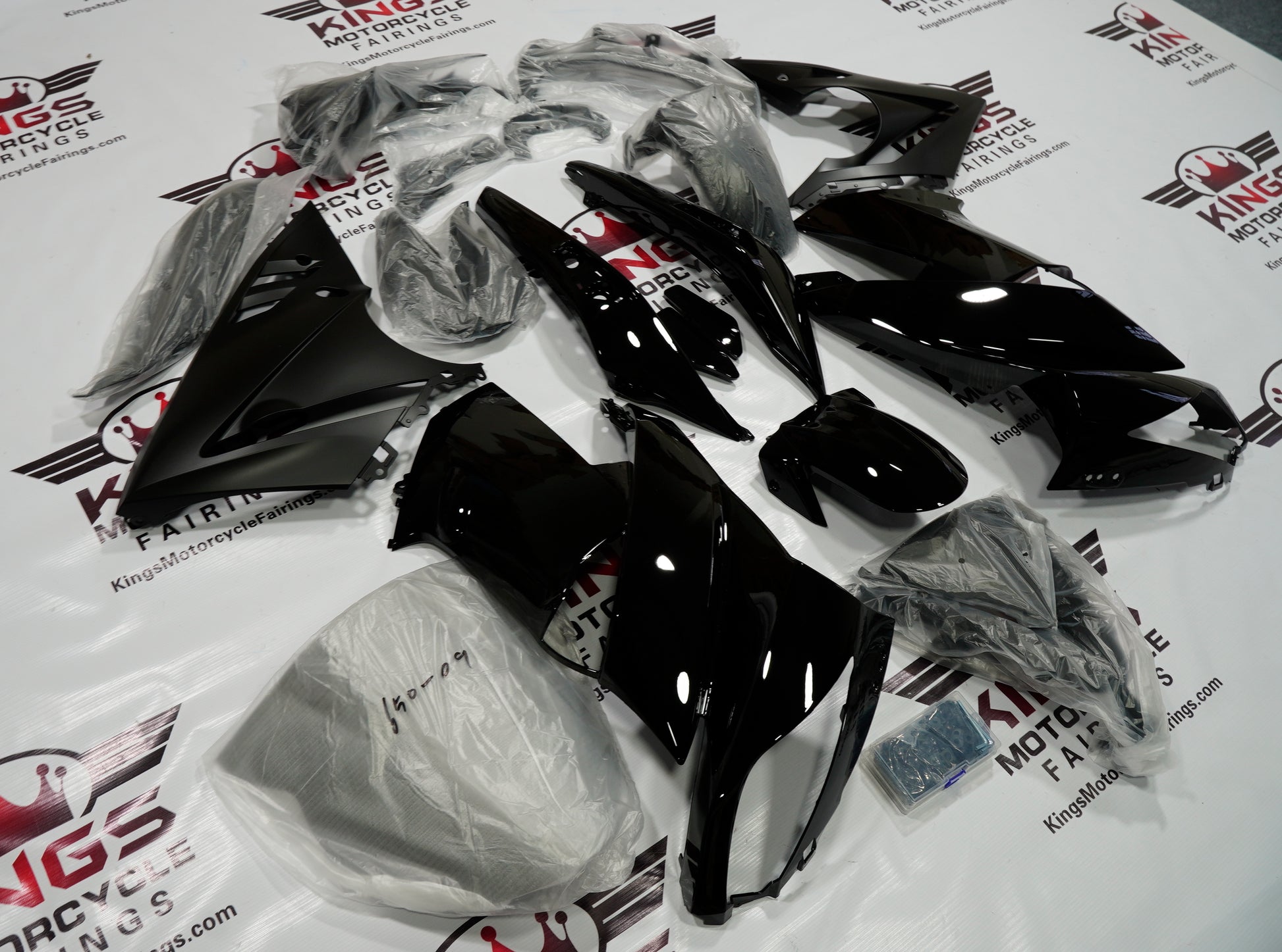 Fairing Kit for a Kawasaki Ninja 650R (2009-2011) Black at KingsMotorcycleFairings.com