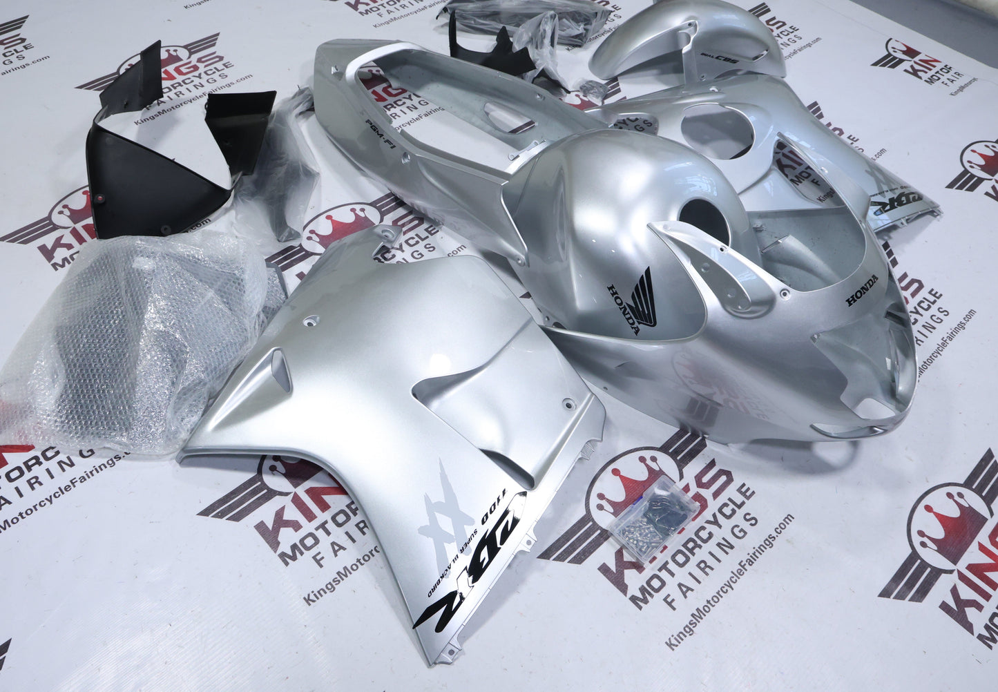 Fairings for Honda CBR1100XX Super Blackbird (1996-2007) Gloss Silver, Black at KingsMotorcycleFairings.com