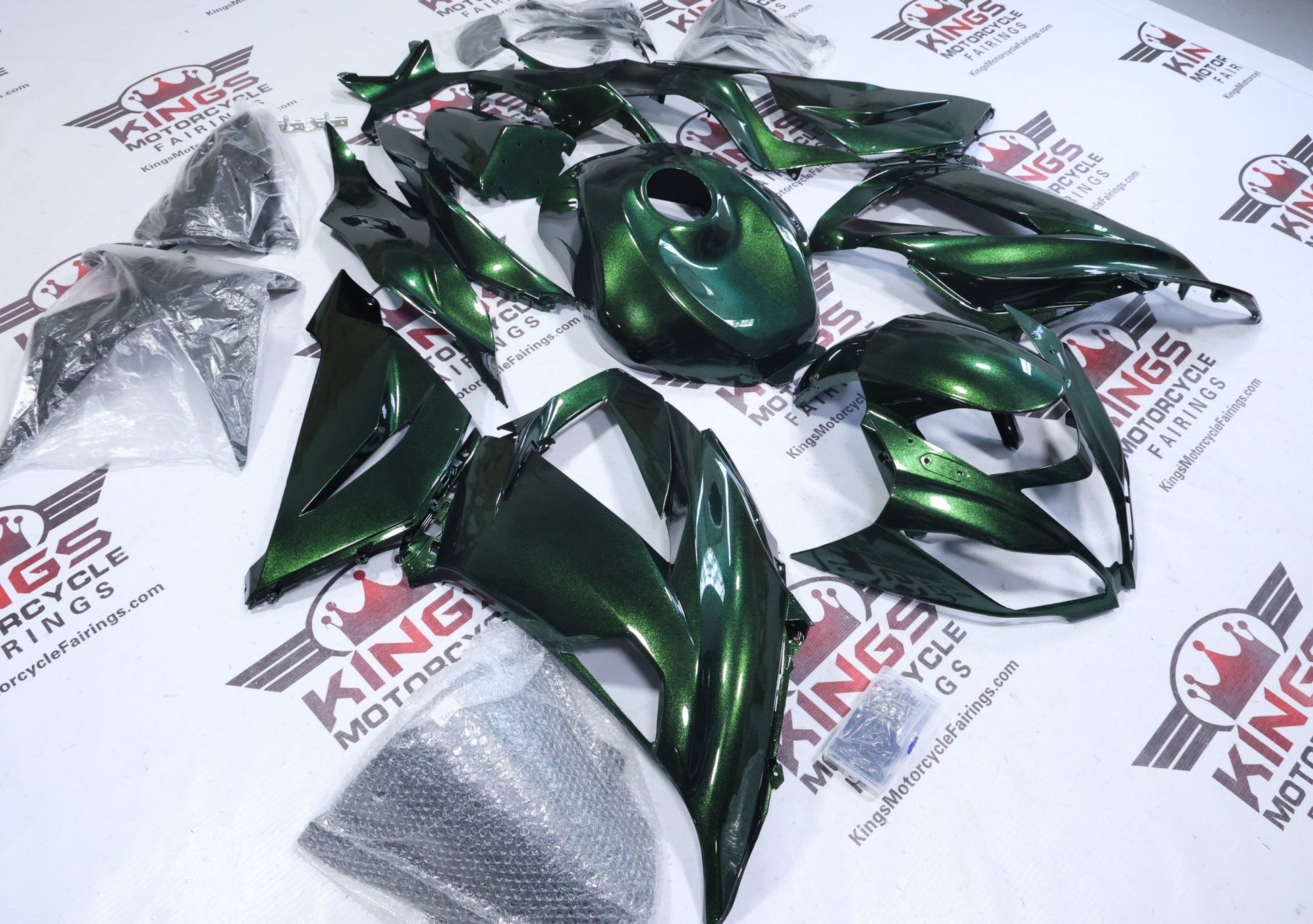 Fairings for Kawasaki Ninja ZX6R (2013-2018) Metallic Green, Black Chameleon at KingsMotorcycleFairings.com