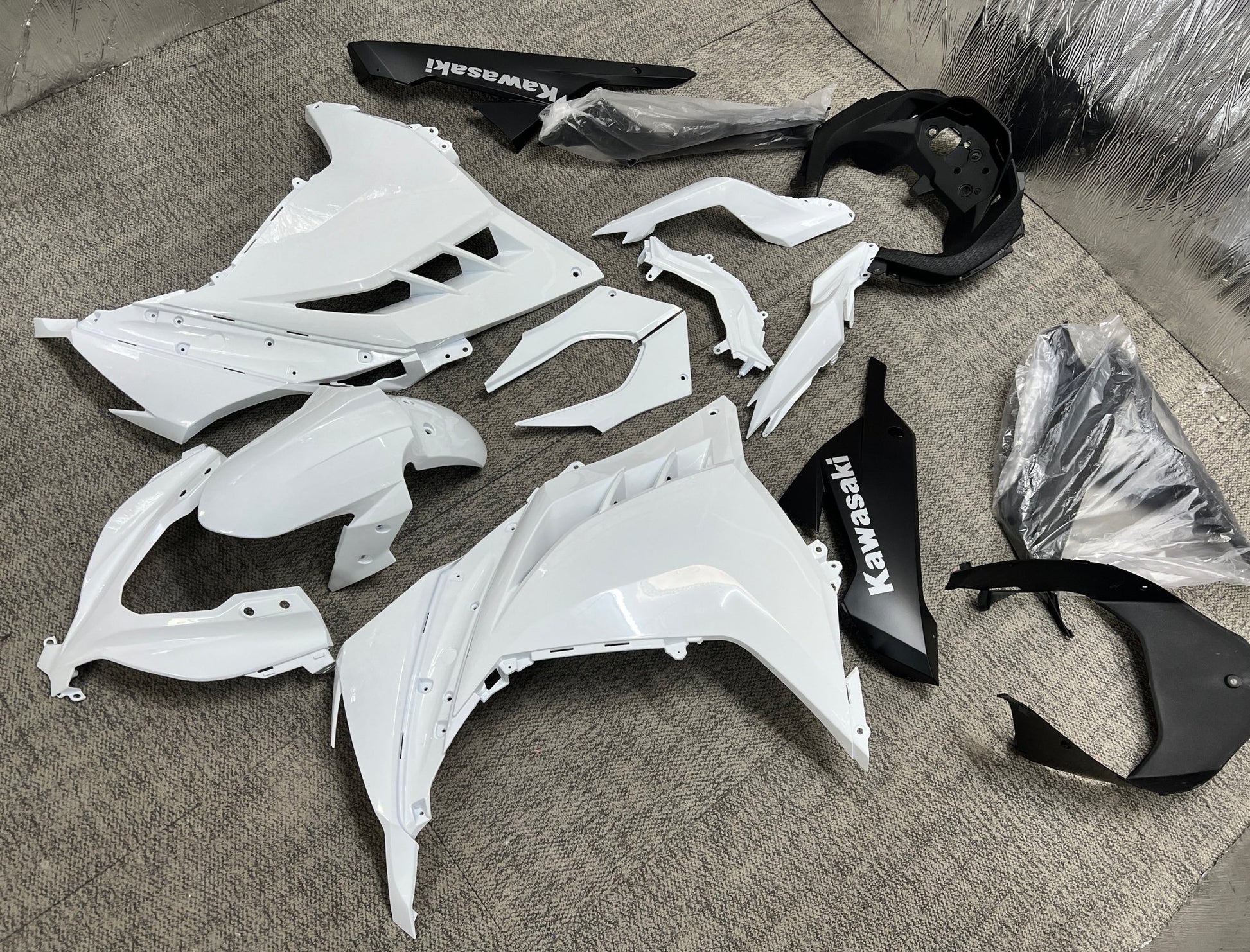 Fairings for Kawasaki Ninja 300 (2013-2024) Gloss White at KingsMotorcycleFairings.com
