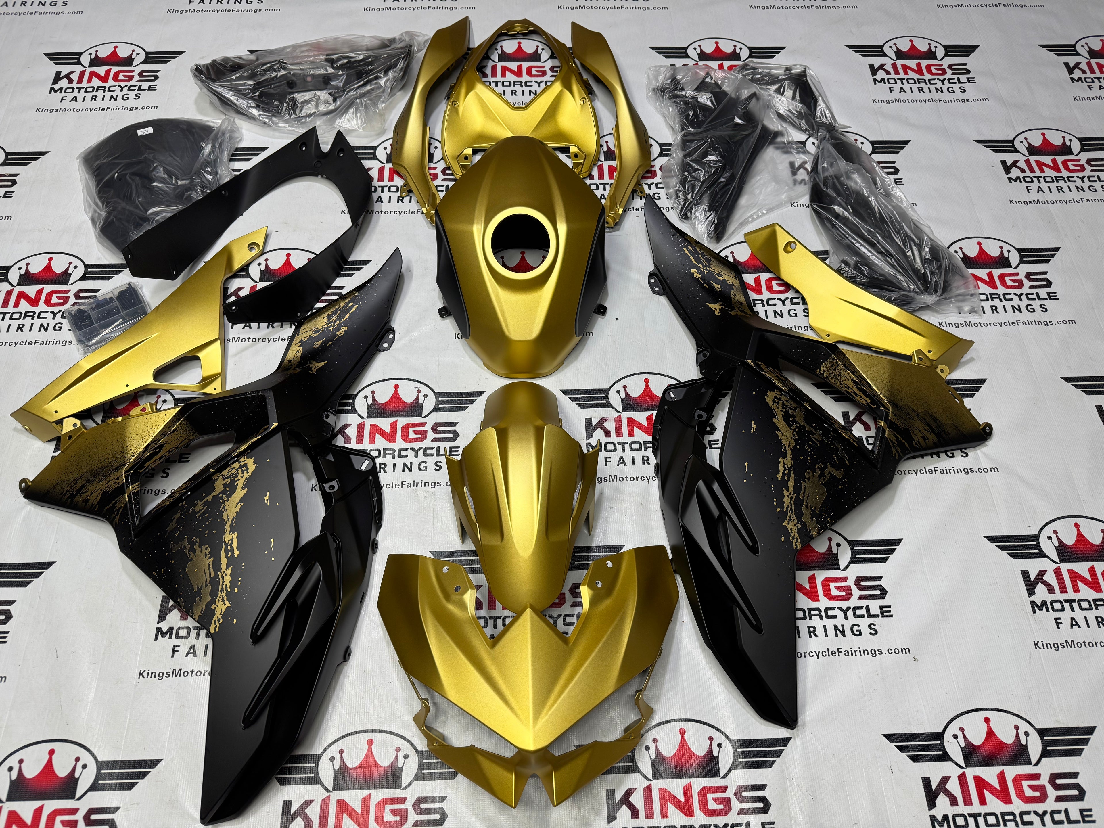 Fairings for Kawasaki Ninja 500 (2024-2025) Gold, Matte Black Spray from KingsMotorcycleFairings.com