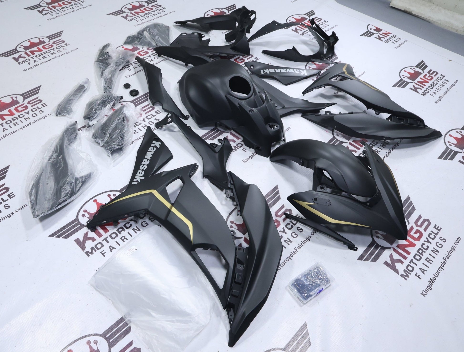 Fairings for Kawasaki Ninja 650 (2017-2019) Matte Black, Matte Gold at KingsMotorcycleFairings.com