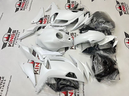 Fairings for Kawasaki Ninja 650 (2020-2025) All Pearl White from KingsMotorcycleFairings.com