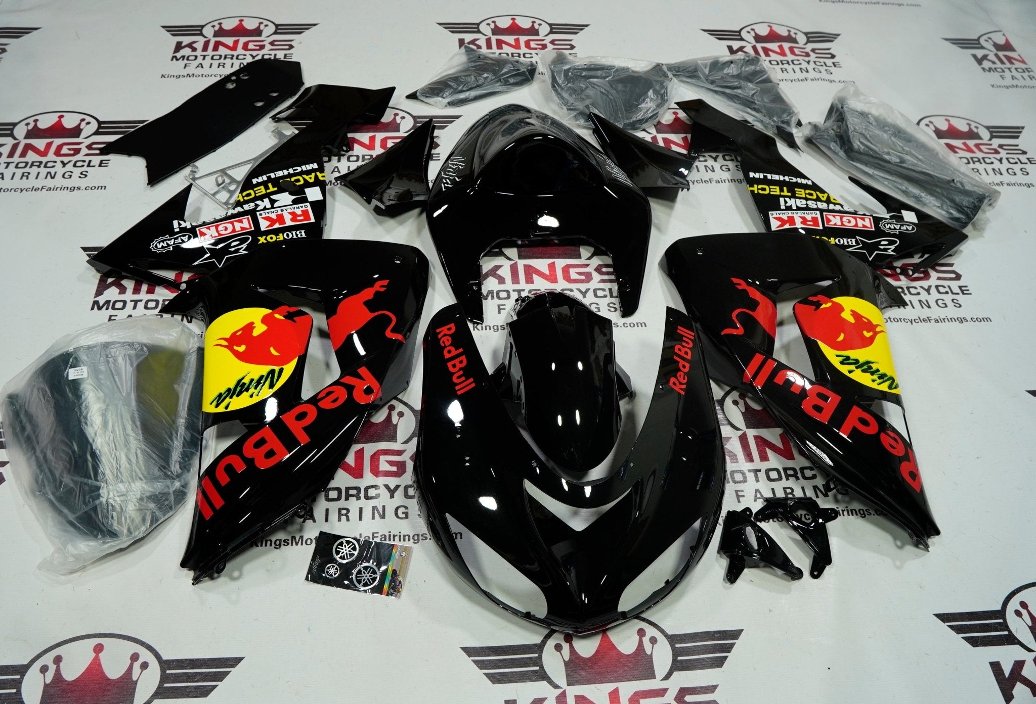 Fairings | Kawasaki Ninja ZX10R (2006-2007) Black, RedBull