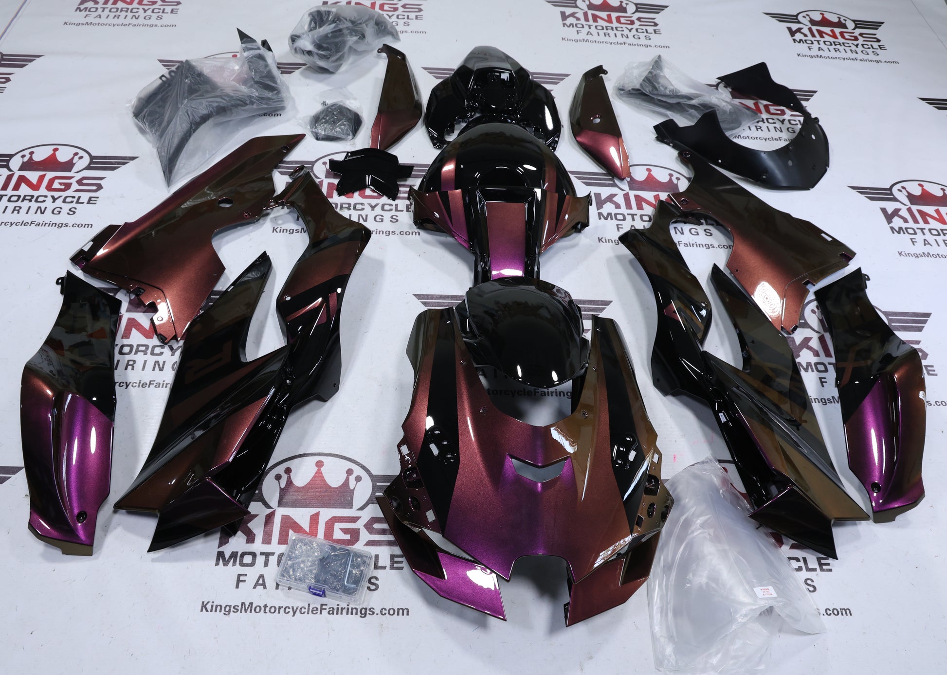 Fairings for Kawasaki Ninja ZX10R (2021-2025) Pink, Gold Chameleon at KingsMotorcycleFairings.com