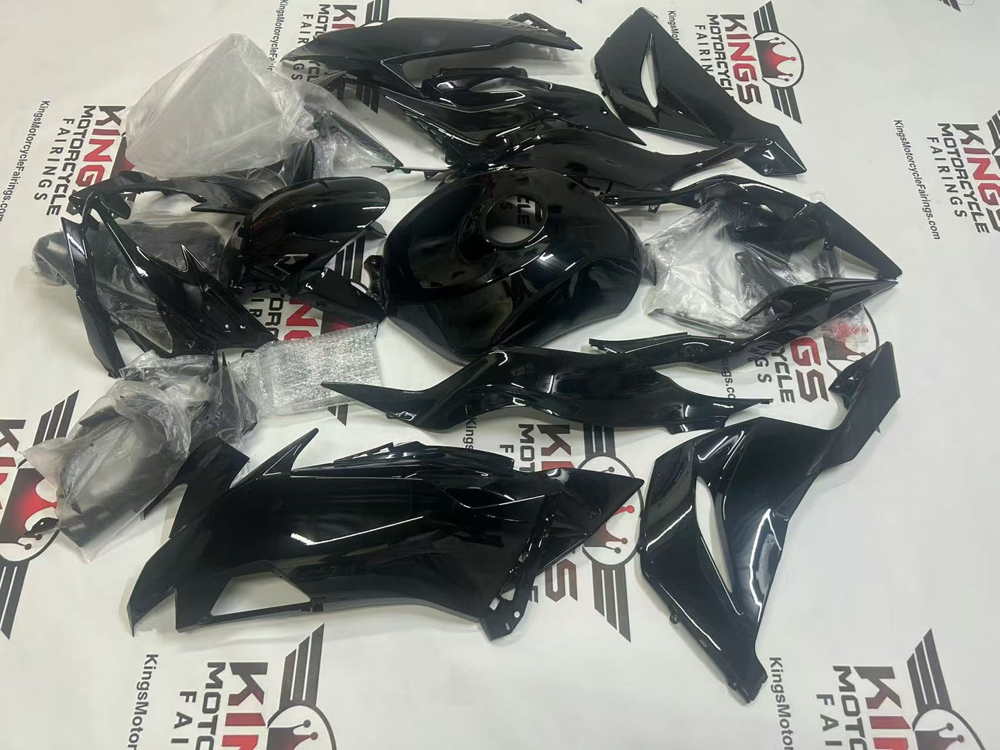 Fairings for Kawasaki Ninja ZX6R 636 (2019-2023) All Black from KingsMotorcycleFairings.com