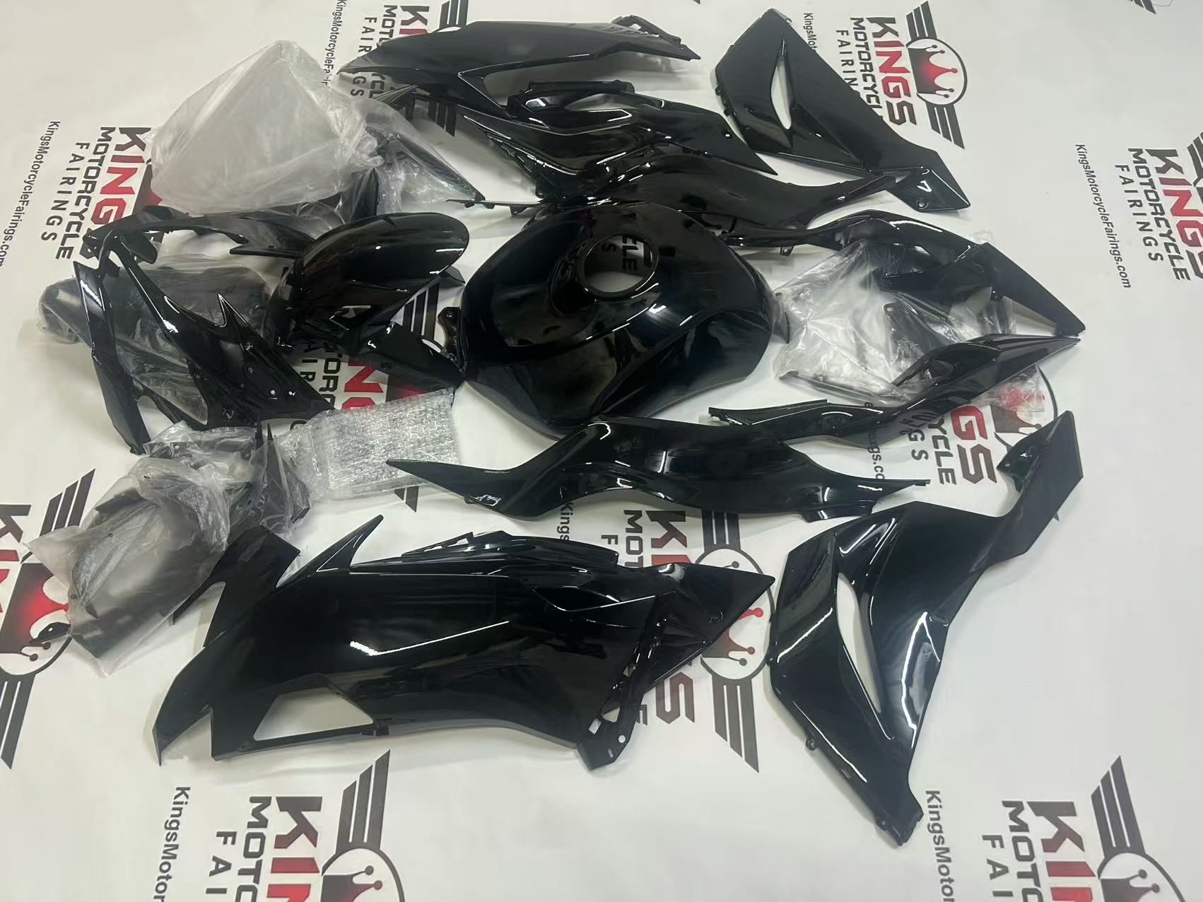 Fairings for Kawasaki Ninja ZX6R 636 (2019-2023) All Black from KingsMotorcycleFairings.com