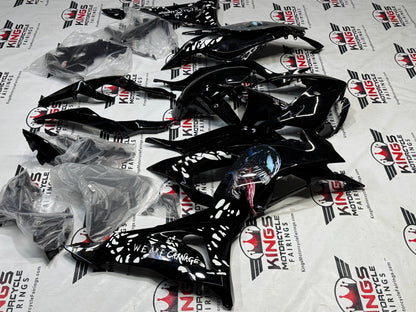Fairings for Kawasaki Ninja ZX6R 636 (2024-2025) Black Venom from KingsMotorcycleFairings.com