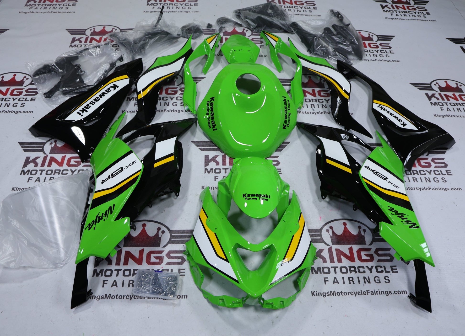 Fairings for Kawasaki Ninja ZX6R 636 (2024-2025) Green, White, Black, Yellow KRT at KingsMotorcycleFairings.com