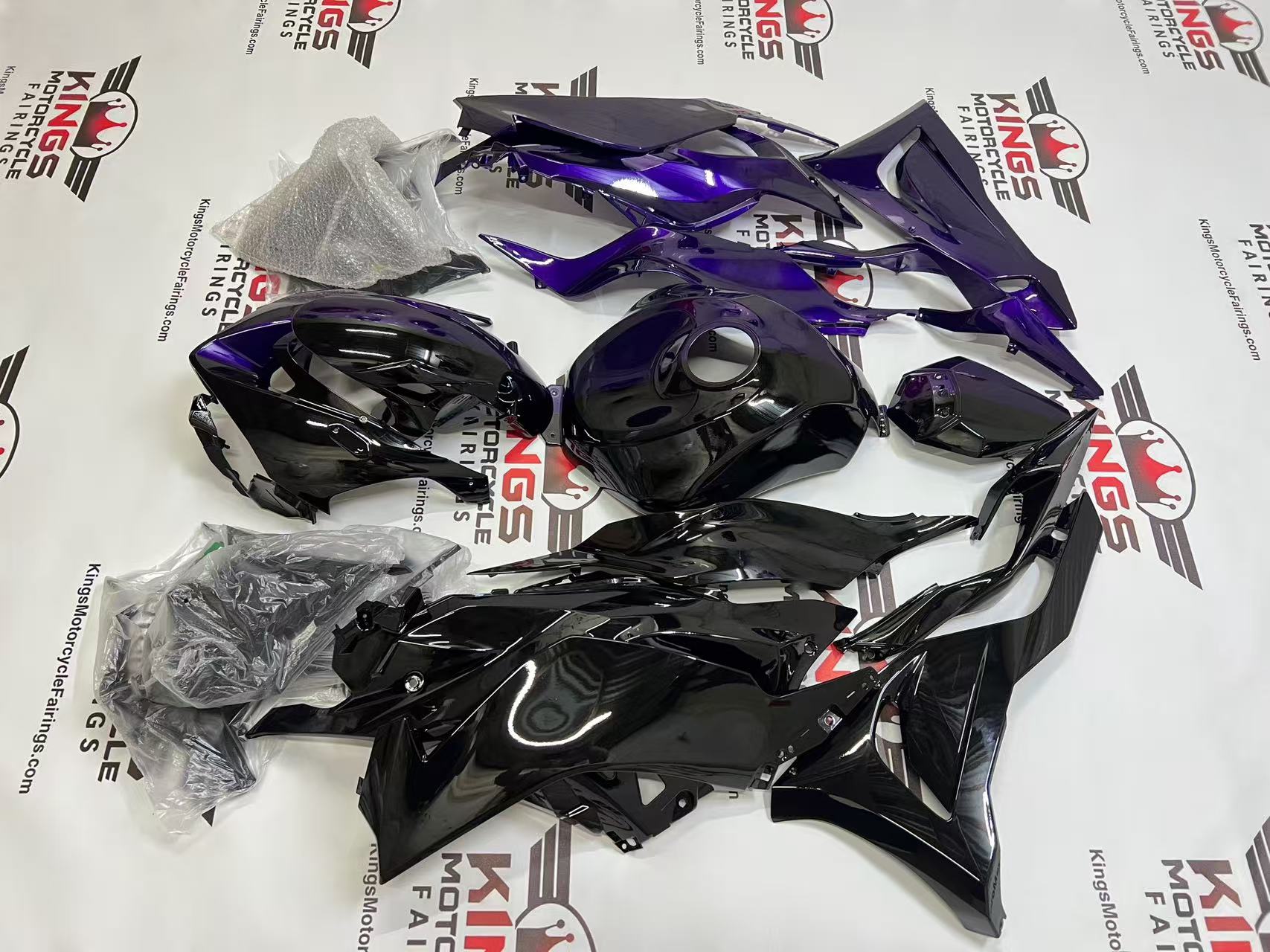 Fairings for Kawasaki Ninja ZX6R 636 (2024-2025) Purple, Black Split at KingsMotorcycleFairings.com
