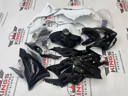 Fairings for Kawasaki Ninja ZX6R 636 (2026) Black, White Half Split at KingsMotorcycleFairings.com