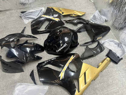 Fairings for Kawasaki ZX12R (2000-2001) Gloss Black, Gold from KingsMotorcycleFairings.com