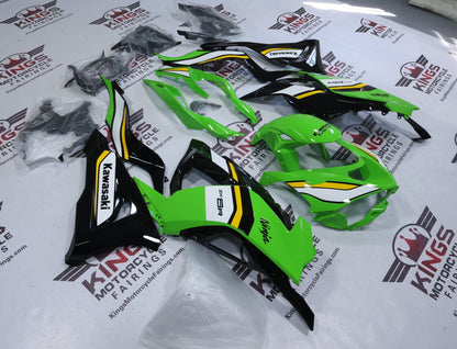 Fairings for Kawasaki ZX6R 636 (2024-2025) Green, White, Black, Yellow KRT from KingsMotorcycleFairings.com