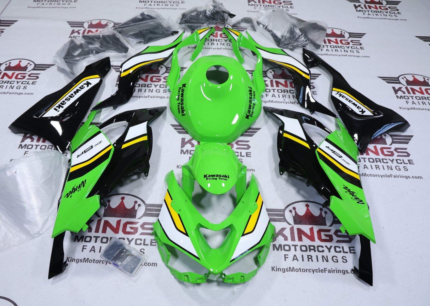 Fairings for Kawasaki ZX6R 636 (2024-2025) Green, White, Black, Yellow at KingsMotorcycleFairings.com