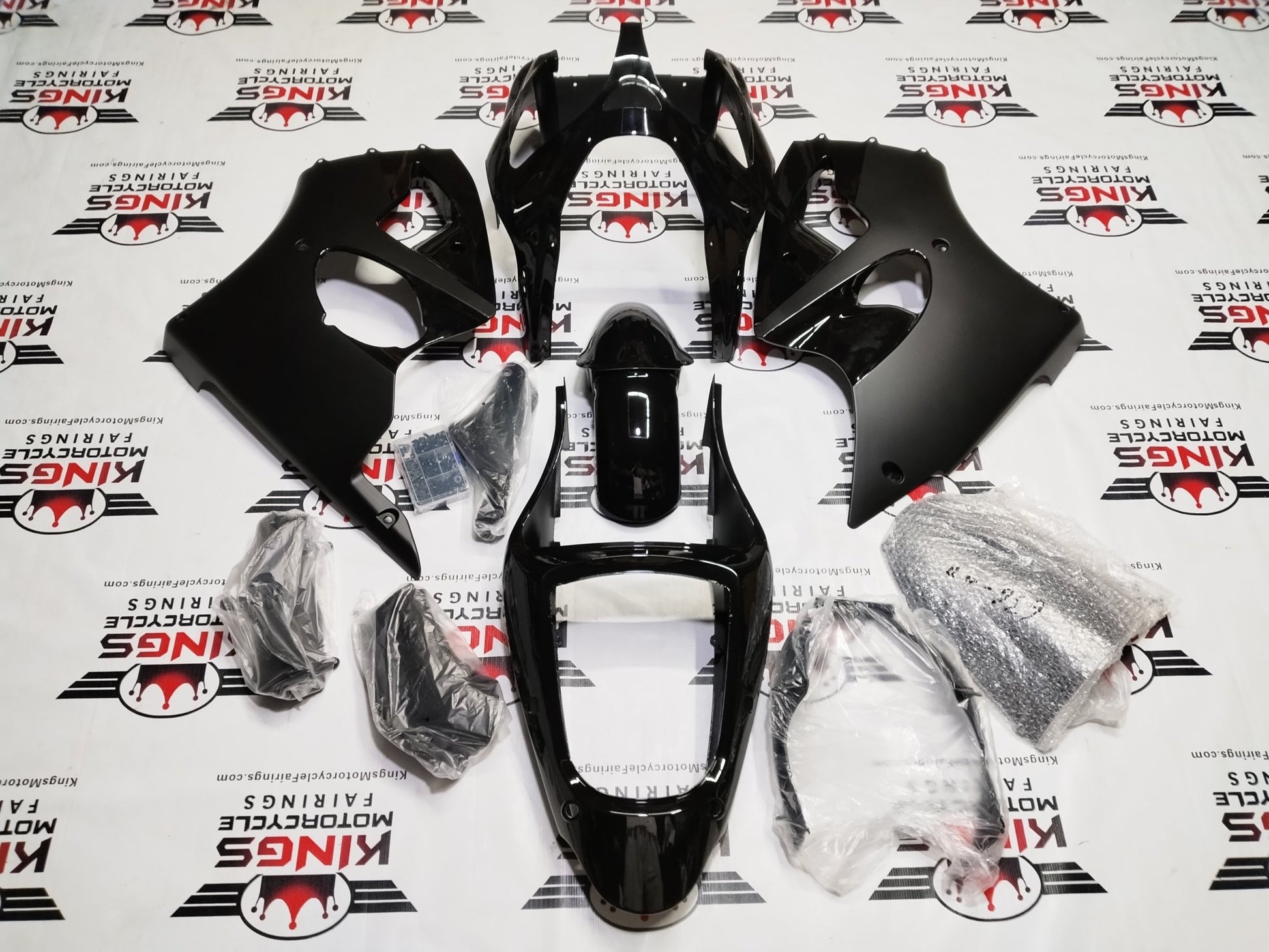 Fairings for Kawasaki ZZR600 (2005-2008) Black, Matte Black, Silver from KingsMotorcycleFairings.com