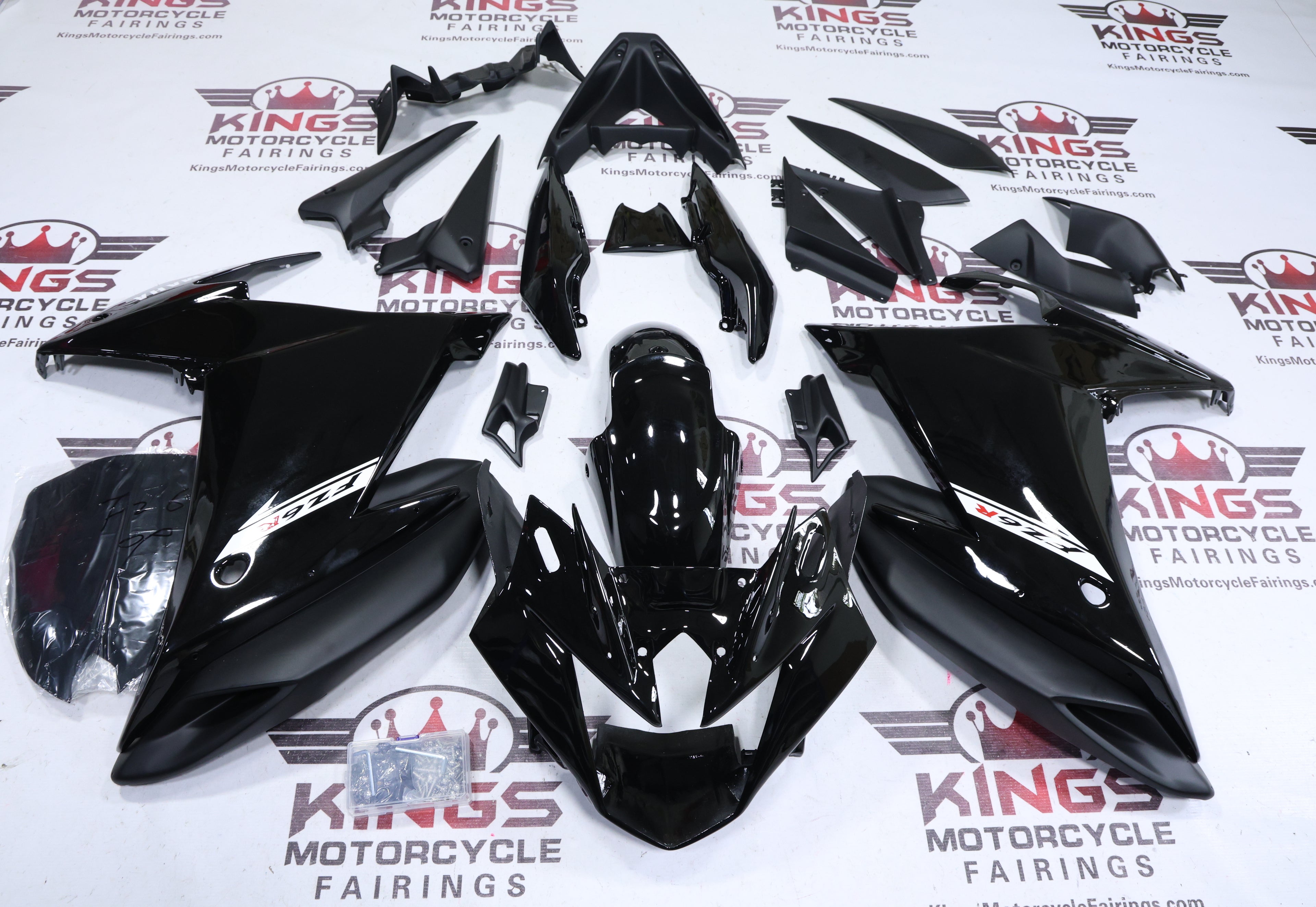 Fairings for Yamaha FZ6R (2009-2015) Black Gloss from KingsMotorcycleFairings.com