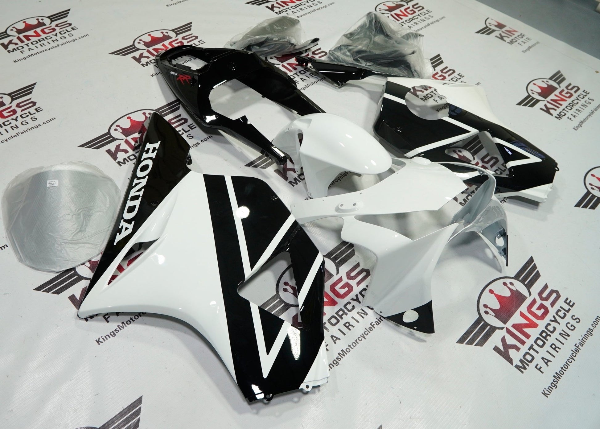HONDA CBR 900RR 954 Fairings (2002-2003) White, Black at KingsMotorcycleFairings.com
