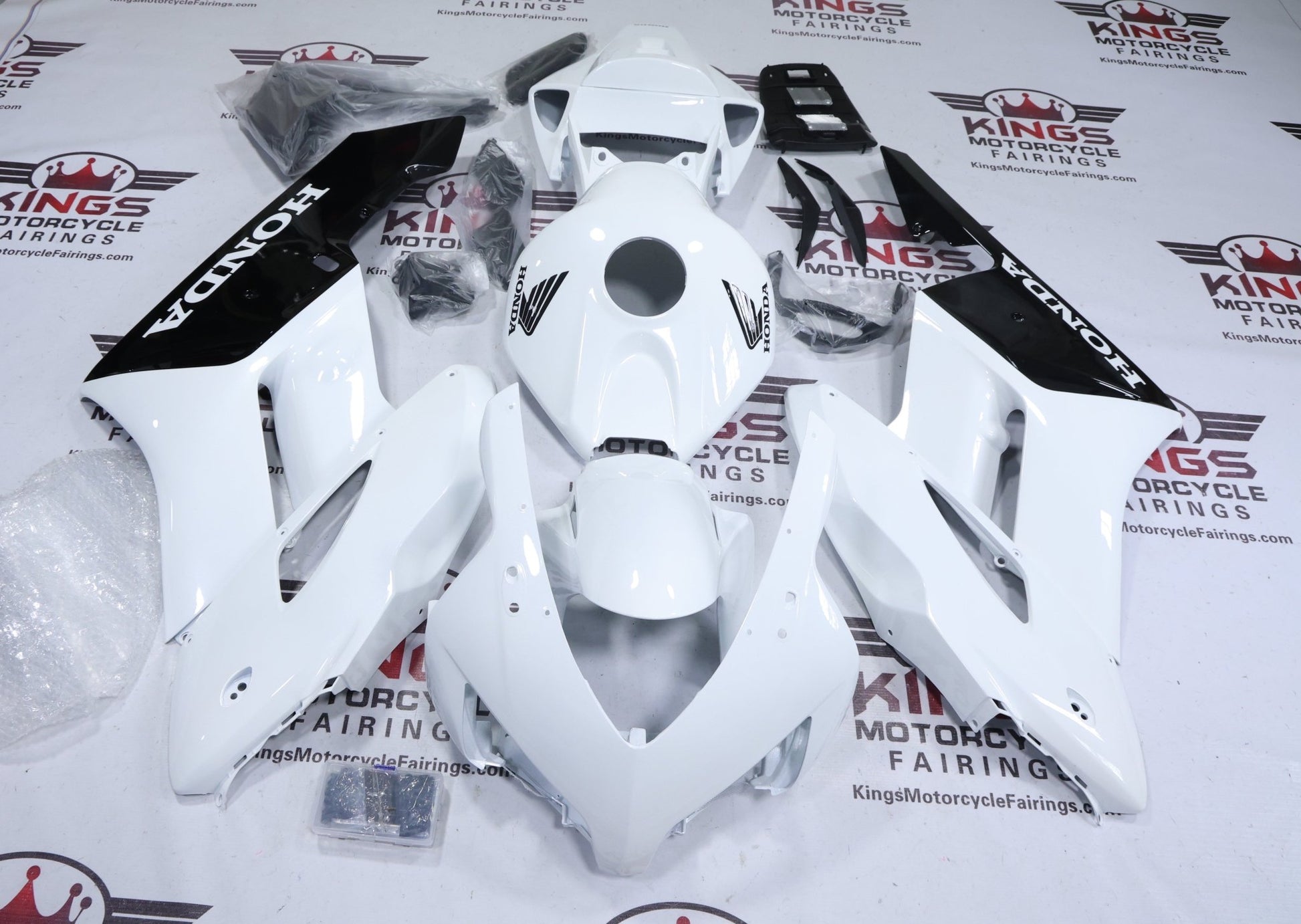 Honda CBR1000RR Fairings (2004-2005) White, Black at KingsMotorcycleFairings.com