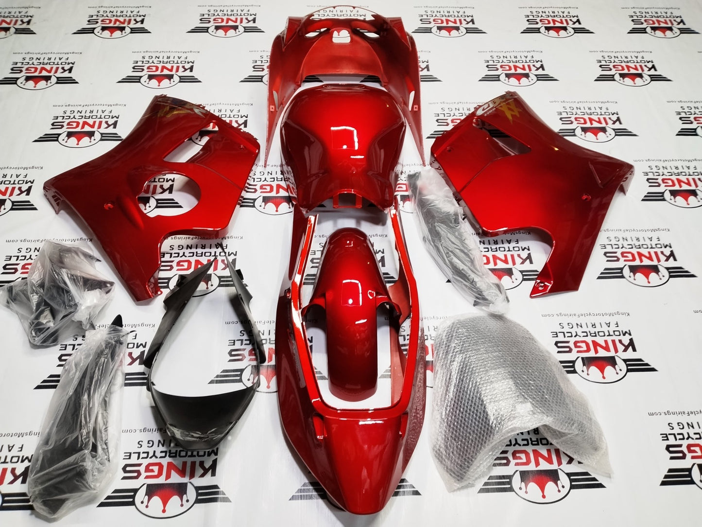 Honda CBR1100XX Super Blackbird Fairing Kit (1996-2007) Red, Chrome, Gold at KingsMotorcycleFairings.com