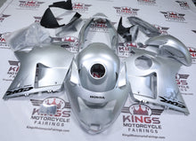 Honda CBR1100XX Super Blackbird Fairings (1996-2007) Gloss Silver, Black at KingsMotorcycleFairings.com