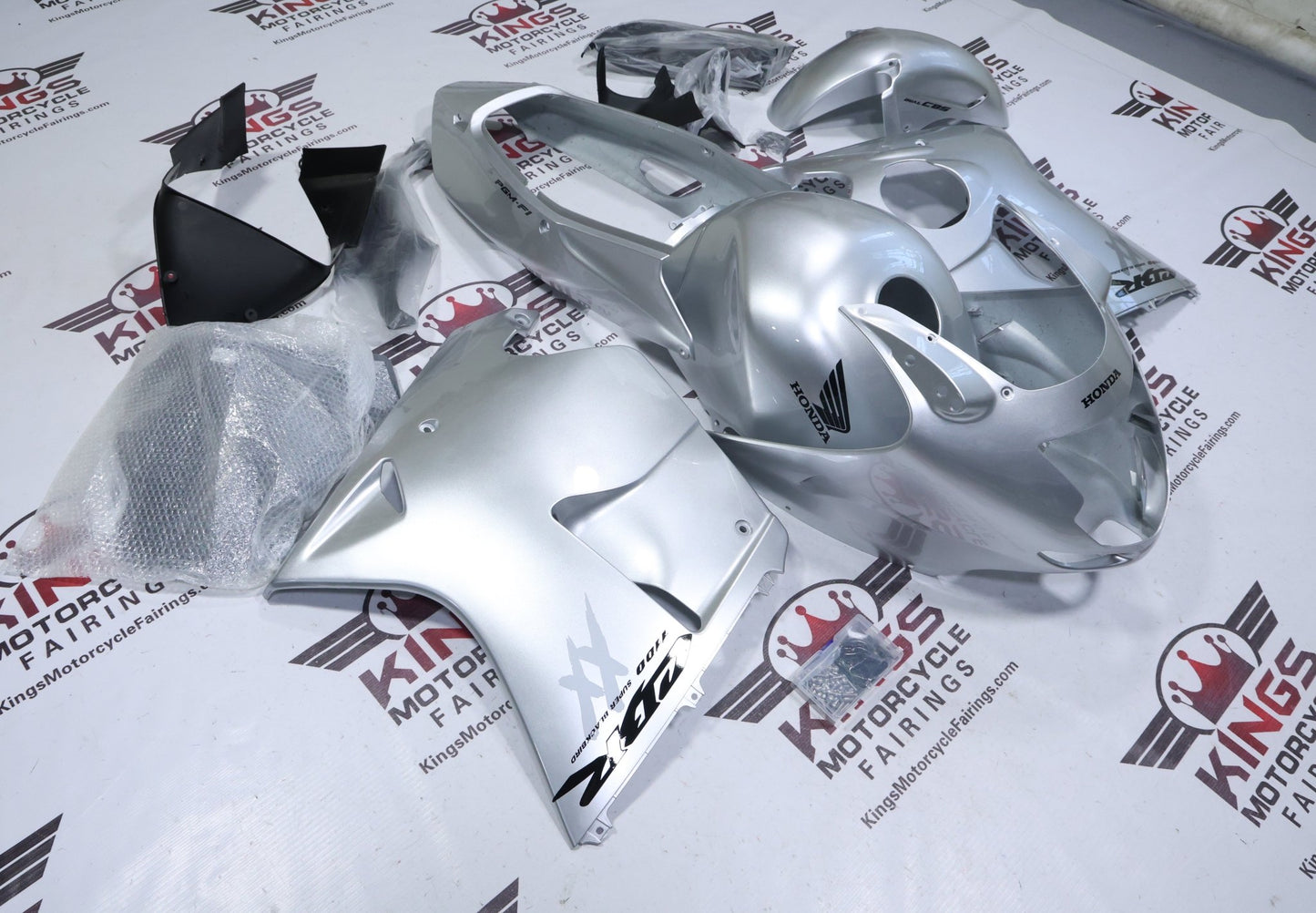 Honda CBR1100XX Super Blackbird Fairings (1996-2007) Silver, Black from KingsMotorcycleFairings.com