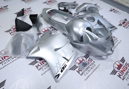 Honda CBR1100XX Super Blackbird Fairings (1996-2007) Silver, Black from KingsMotorcycleFairings.com