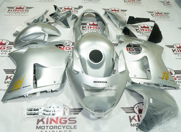 Honda CBR1100XX Super Blackbird Fairings (1996-2007) Silver, Gold, Black at KingsMotorcycleFairings.com