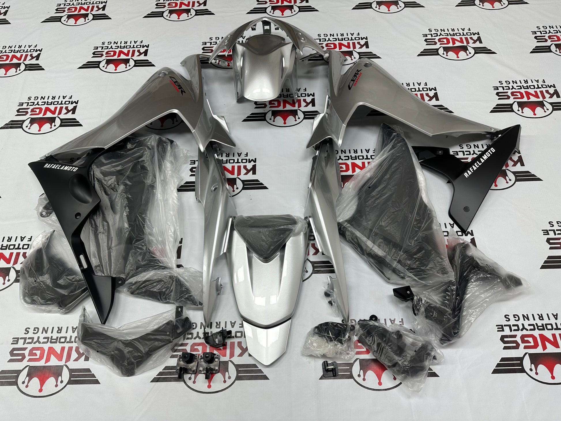 Honda CBR500R Fairing Kit (2013-2015) Gloss Silver, Matte Black from KingsMotorcycleFairings.com