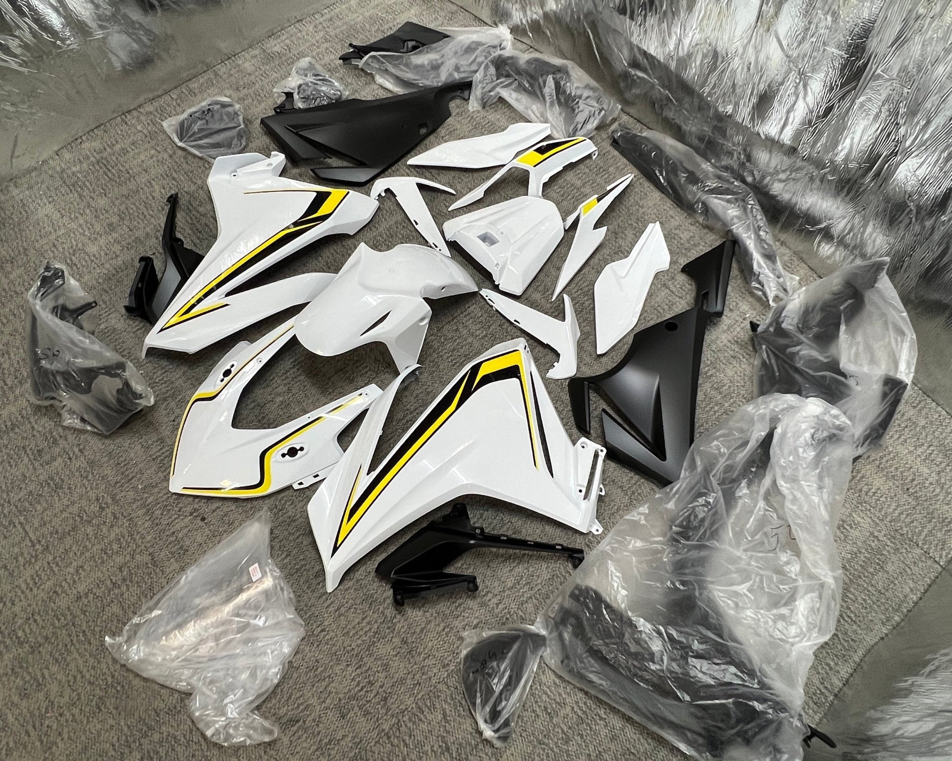 Honda CBR500R Fairing Kit (2019-2021) White, Yellow, Black  at KingsMotorcycleFairings.com