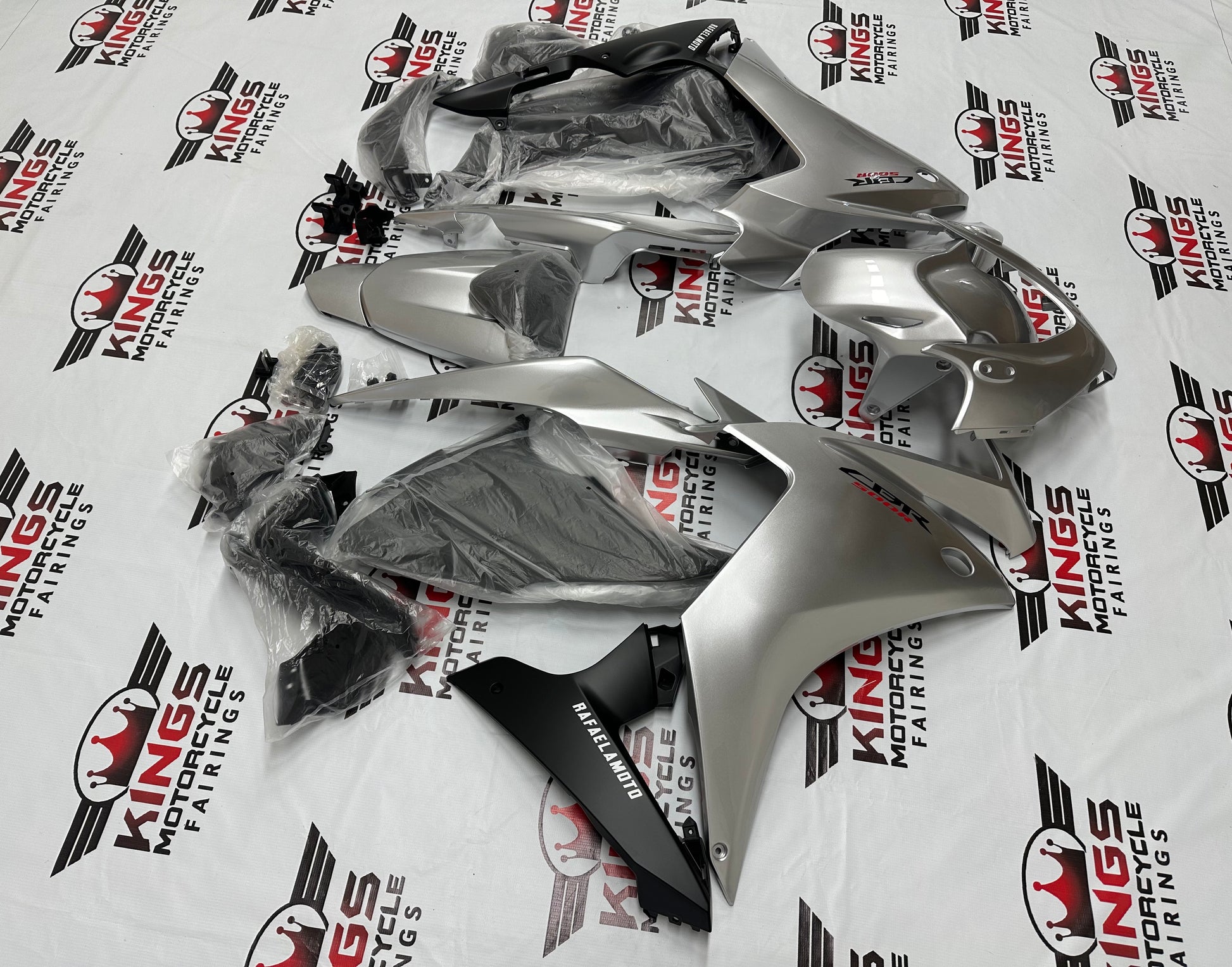 Honda CBR500R Fairings (2013-2015) Gloss Silver, Matte Black from KingsMotorcycleFairings.com