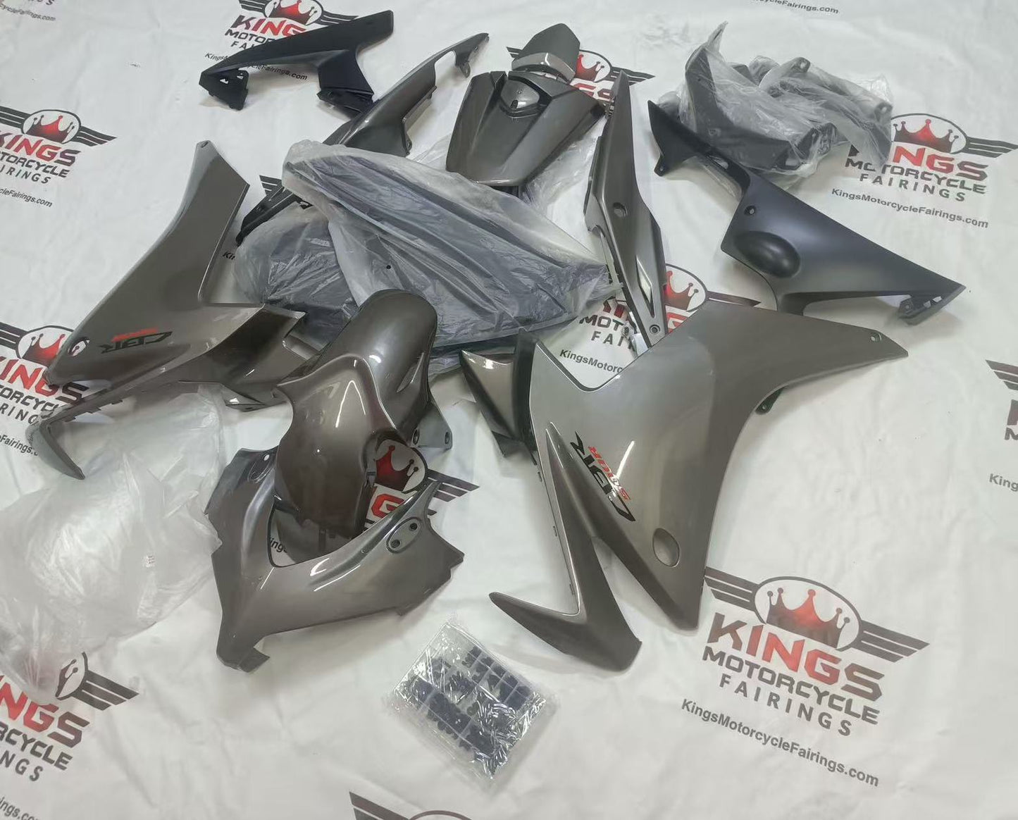 Honda CBR500R Fairings (2013-2015) Gloss Silver from KingsMotorcycleFairings.com