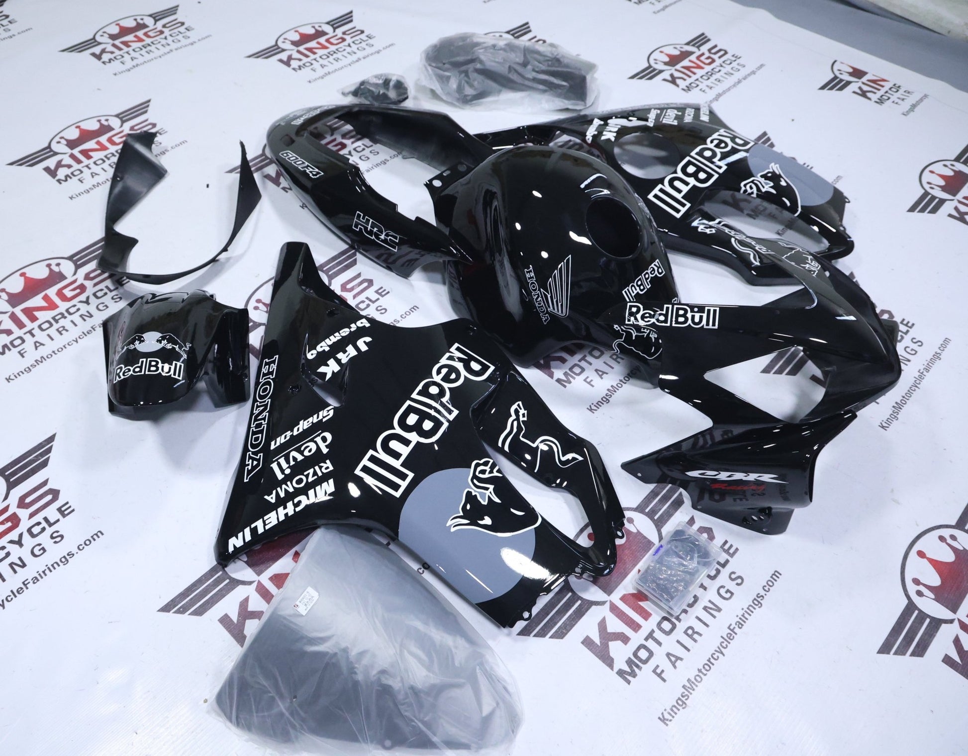 Honda CBR600F4I Fairings (2004-2007) Black, Gray Redbull from KingsMotorcycleFairings.com