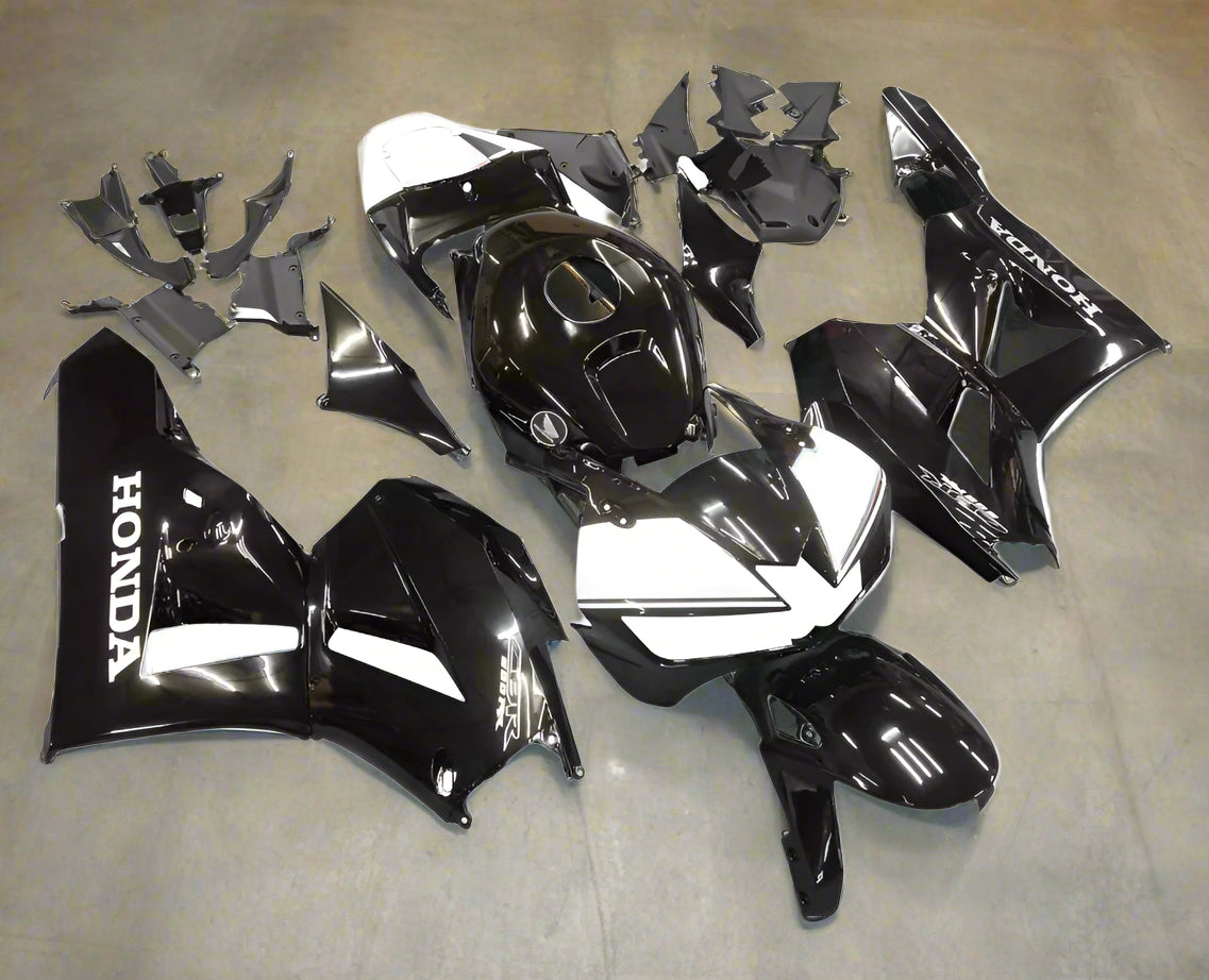 Honda CBR600RR Fairing Kit (2024-2025) Black, White at KingsMotorcycleFairings.com
