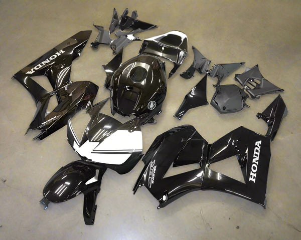 Honda CBR600RR Fairings (2024-2025) Black, White at KingsMotorcycleFairings.com