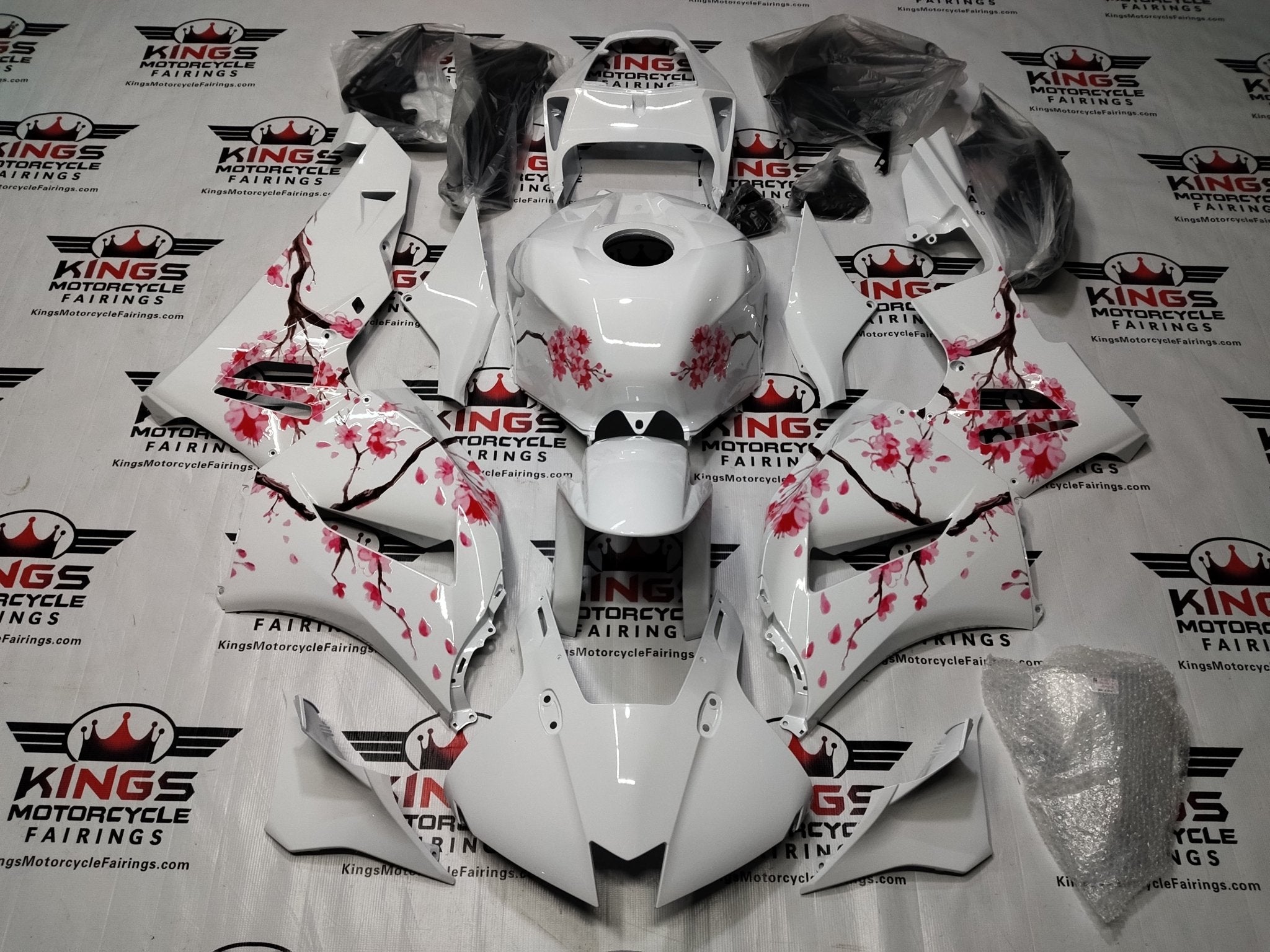 Honda CBR600RR Fairings (2024-2025) White, Cherry Blossoms from KingsMotorcycleFairings.com