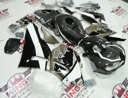 Honda CBR600RR Fairings (2026 Faux Carbon Fiber, Black, Metallic Taupe, White Bull from KingsMotorcycleFairings.com