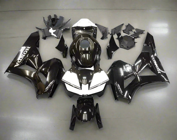Honda CBR600RR Fairings (2026) Black, White from KingsMotorcycleFairings.com