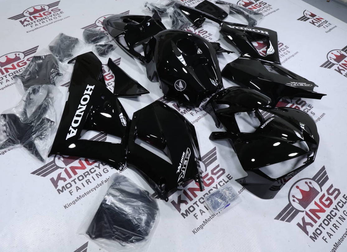 Honda CBR600RR Fairings (2026) Gloss Black, White at KingsMotorcycleFairings.com