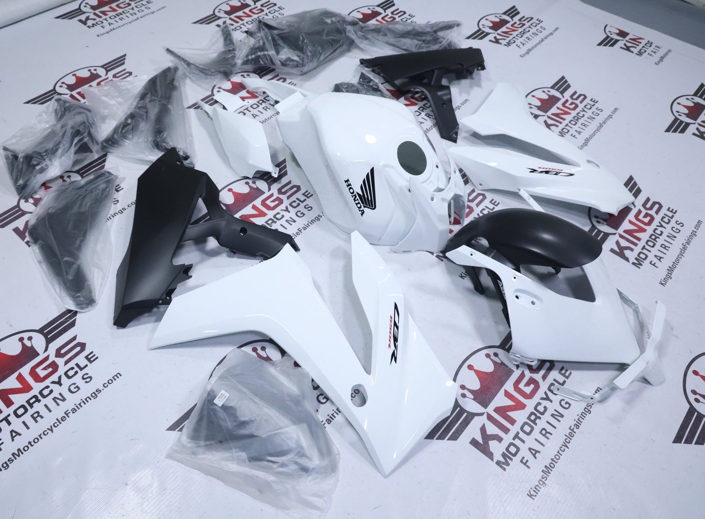 Honda CBR650R Fairings (2024-2025) White Pearl, Matte Black at KingsMotorcycleFairings.com