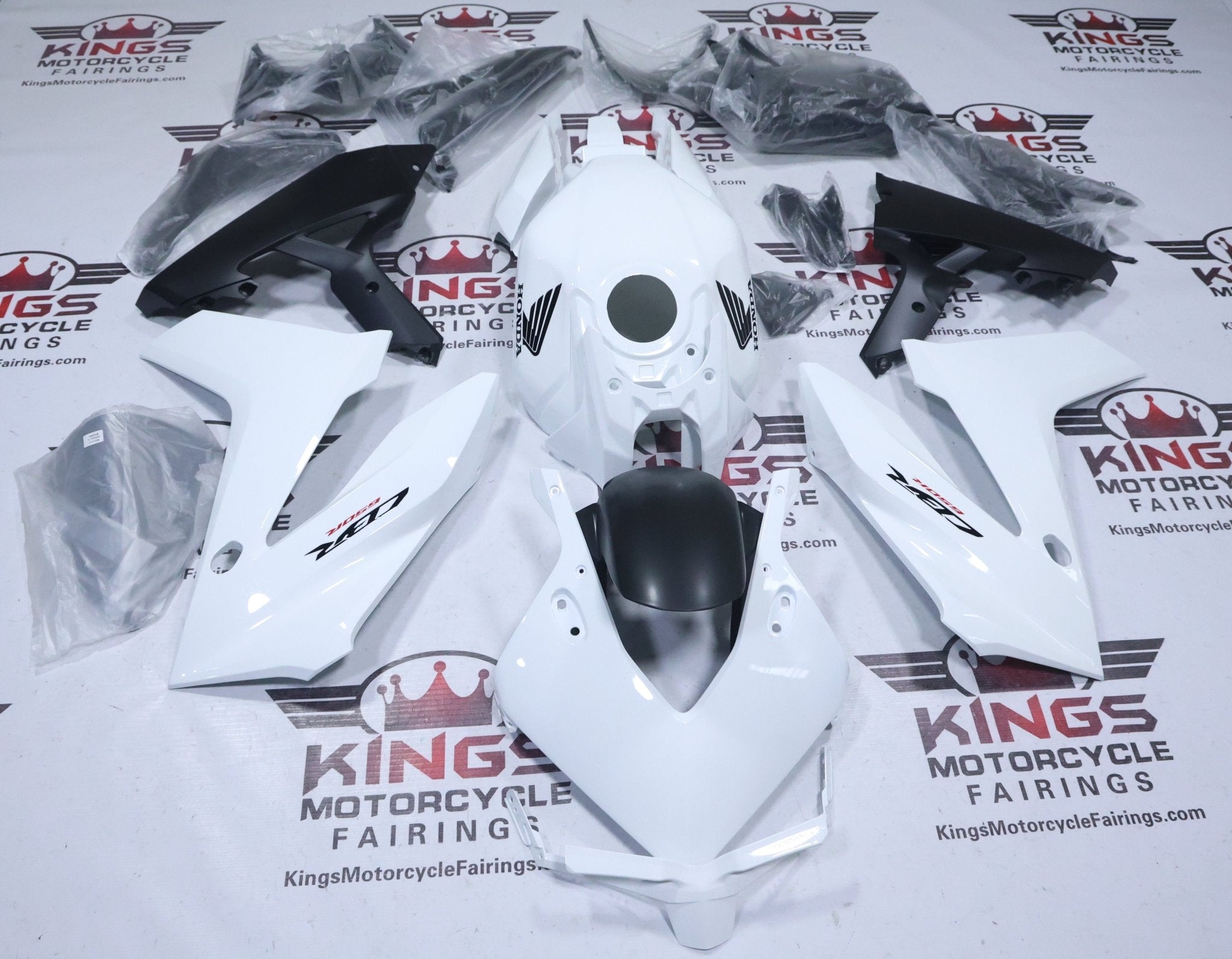 Honda CBR650R Fairings (2024-2025) White Pearl, Matte Black from KingsMotorcycleFairings.com