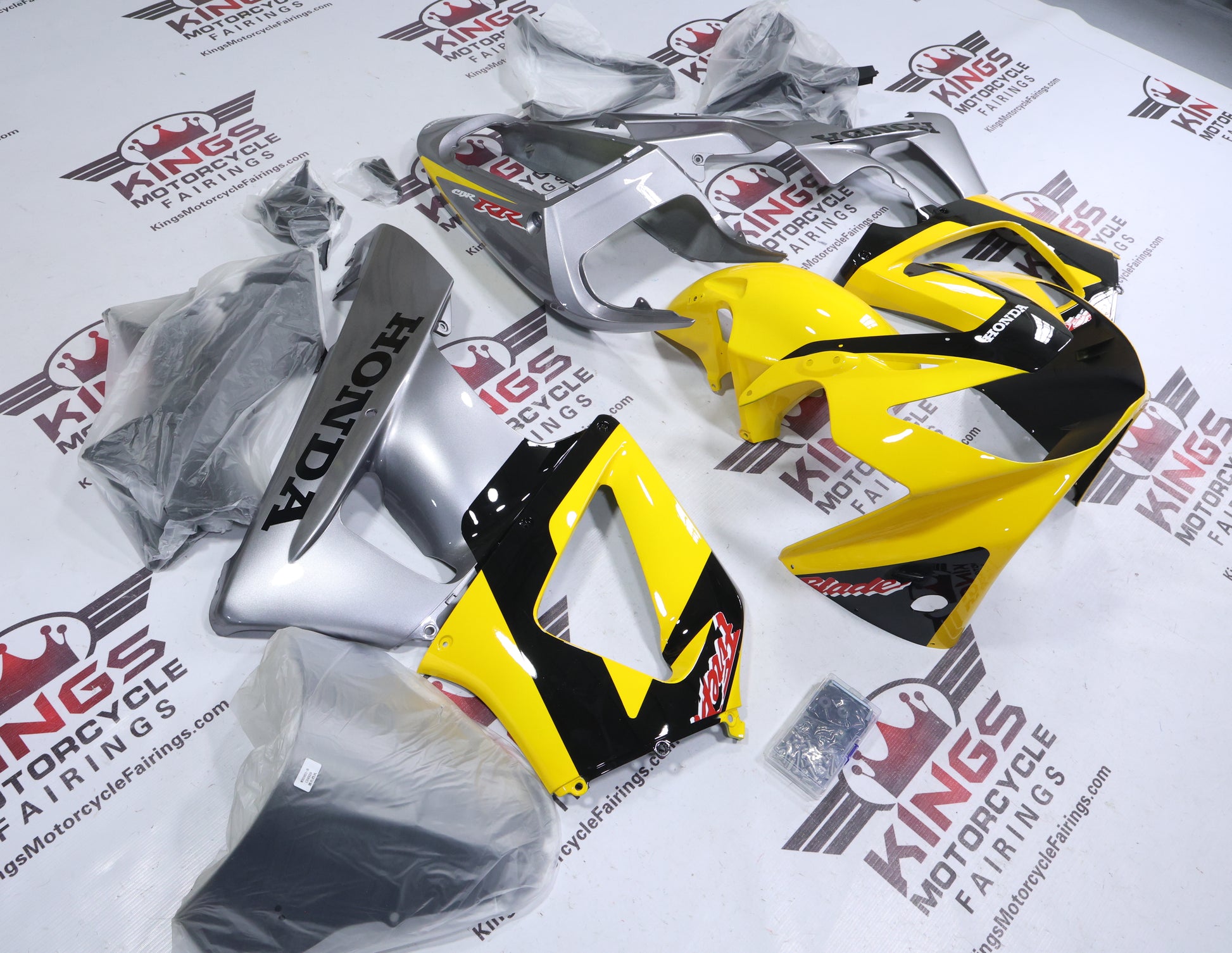 Honda CBR900RR 929 Fairings (2000-2001) Yellow, Black, Silver, Red at KingsMotorcycleFairings.com
